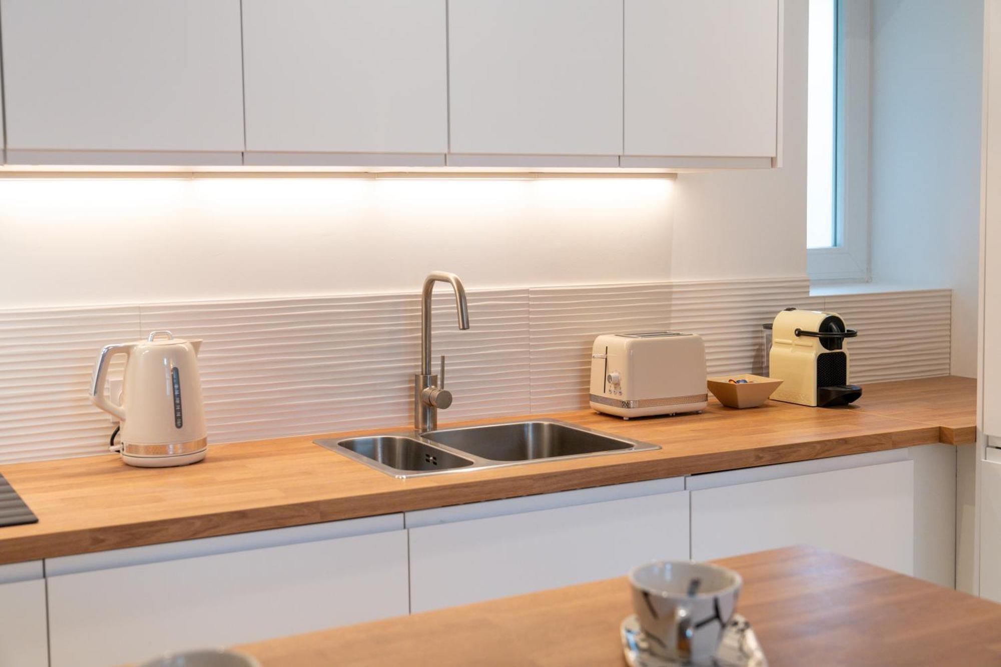 Velvet - Best Keys - Maison Duplex Elegante - Plein Centre Ville - Deco Minimaliste & Cosy - Literie Haut De Gamme - 2 Chambres Separees - Lit Queen Size & 1 Canape Convertible - Smart Tv - Wifi Fibre - Check-In Autonome 桑斯 外观 照片